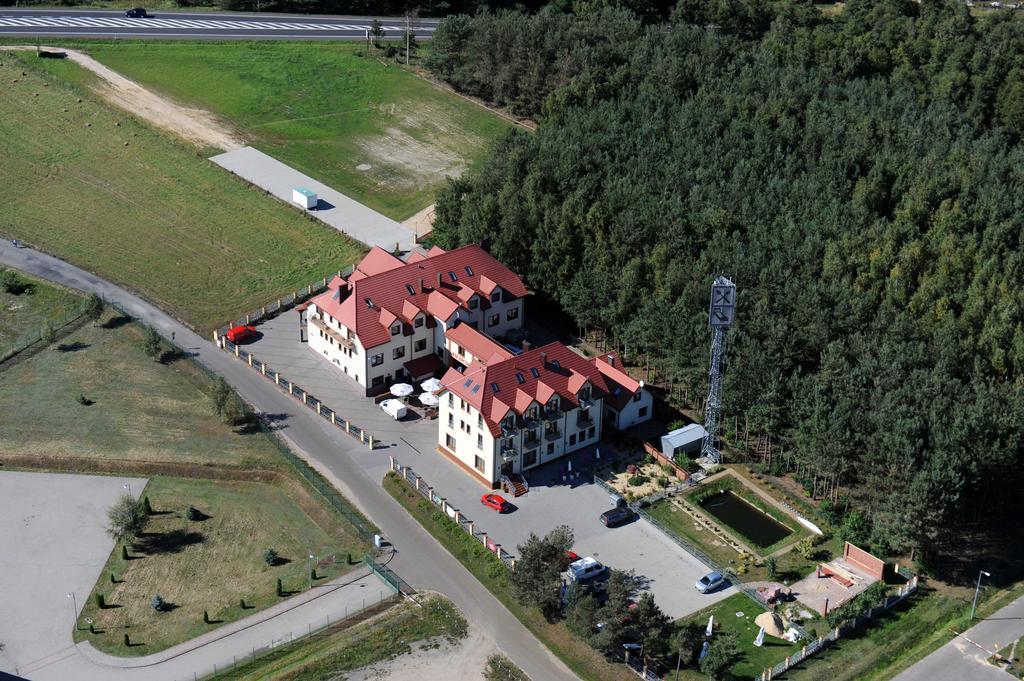 Pensjonat Nad Zalewem Hotel Stare Miasto  Kültér fotó