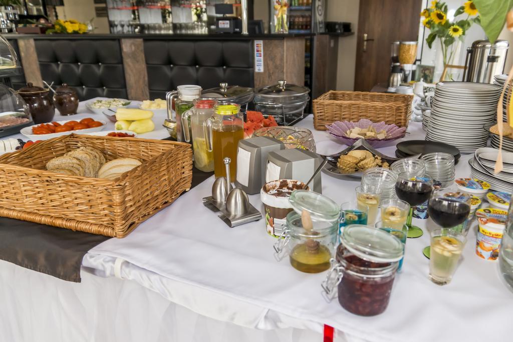 Pensjonat Nad Zalewem Hotel Stare Miasto  Kültér fotó